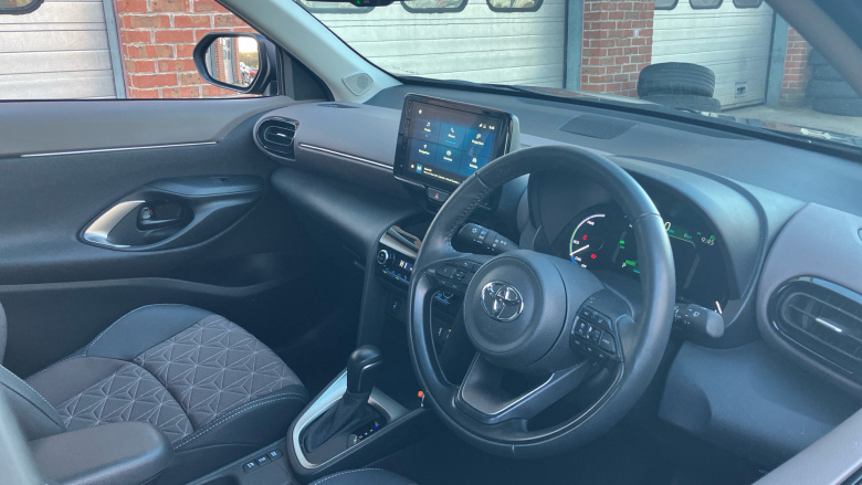 Toyota Yaris Cross 1.5 Hybrid Excel 5dr CVT Hybrid Estate